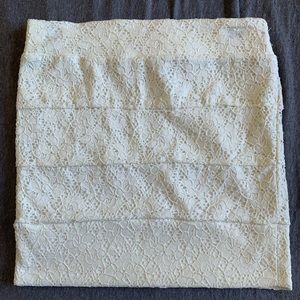 White lace pencil skirt